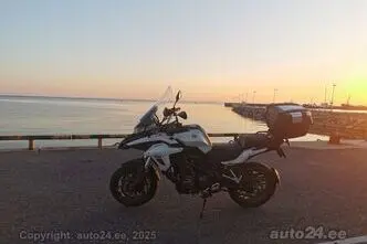 0.5, 35 kW, бензин, механическая, задний привод