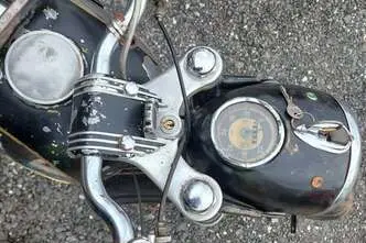 TWN Triumph Cornet, benzīns, manuālā, aizmugurējā piedziņa