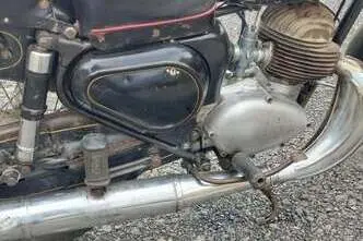 TWN Triumph Cornet, benzīns, manuālā, aizmugurējā piedziņa