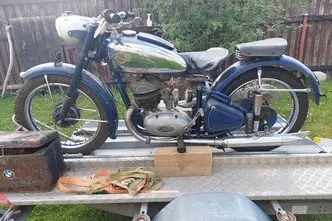 benzīns, manuālā, aizmugurējā piedziņa