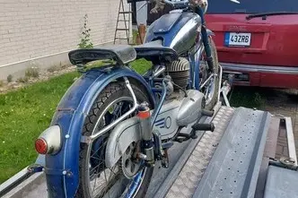 benzīns, manuālā, aizmugurējā piedziņa