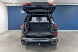 BMW X7, 3.0, 294 kW, diesel, automatic, four-wheel drive