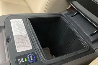 Toyota Land Cruiser, 2.8, 130 kW, diesel, automatic, four-wheel drive