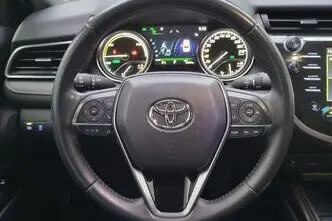 Toyota Camry, 2.5, 131 kW, hybrid, automatic, front-wheel drive
