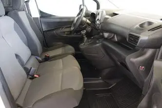 Toyota Proace City, 1.2, 81 kW, бензин, механическая, передний привод