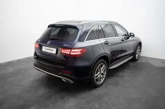 Mercedes-Benz GLC 350, 2.0, 235 kW, automatic, four-wheel drive