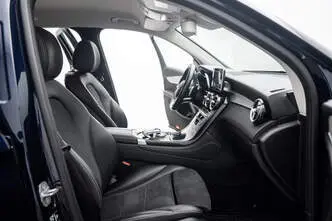 Mercedes-Benz GLC 350, 2.0, 235 kW, automatic, four-wheel drive