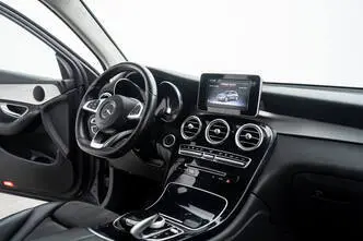 Mercedes-Benz GLC 350, 2.0, 235 kW, automatic, four-wheel drive