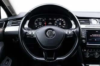 Volkswagen Passat, 2.0, 110 kW, дизель, автомат, передний привод