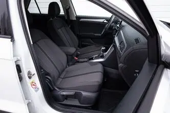 Volkswagen T-Roc, 2.0, 110 kW, дизель, автомат, передний привод