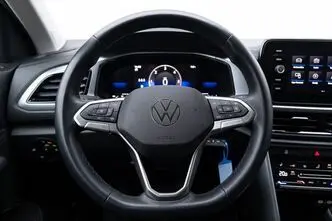 Volkswagen T-Roc, 2.0, 110 kW, дизель, автомат, передний привод