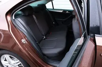 Volkswagen Jetta, 1.4, 92 kW, бензин, механическая, передний привод