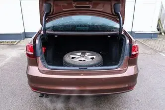 Volkswagen Jetta, 1.4, 92 kW, бензин, механическая, передний привод