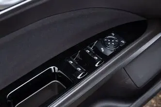 Ford Mondeo, 1.5, 118 kW, бензин, автомат, передний привод