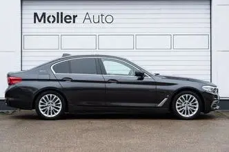 BMW 530, 2.0, 185 kW, подключаемый гибрид, автомат, задний привод