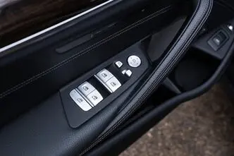 BMW 530, 2.0, 185 kW, подключаемый гибрид, автомат, задний привод