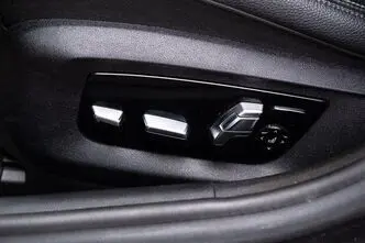 BMW 530, 2.0, 185 kW, подключаемый гибрид, автомат, задний привод