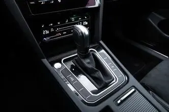 Volkswagen Passat, 2.0, 110 kW, дизель, автомат, передний привод