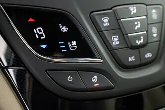 Opel Insignia, 2.0, 125 kW, diesel, automatic, front-wheel drive