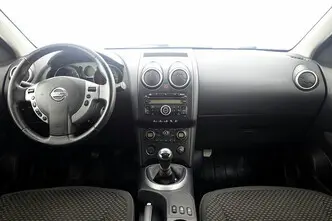 Nissan Qashqai, 1.5, 78 kW, diesel, manual, front-wheel drive