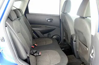 Nissan Qashqai, 1.5, 78 kW, diesel, manual, front-wheel drive