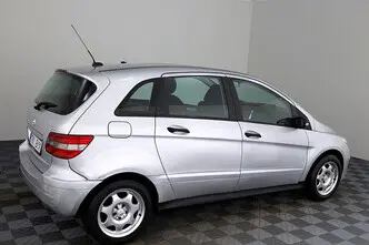 Mercedes-Benz B 180, 2.0, 80 kW, diisel, automaat, esivedu
