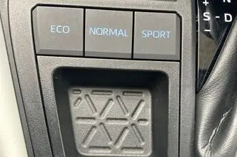 Toyota RAV4, 2.5, 131 kW, hübriid, automaat, esivedu