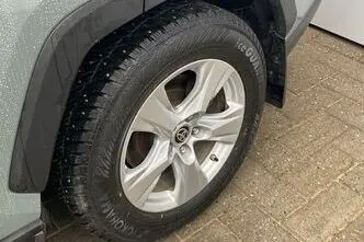 Toyota RAV4, 2.5, 131 kW, hübriid, automaat, esivedu