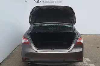 Toyota Camry, 2.5, 131 kW, hübriid, automaat, esivedu