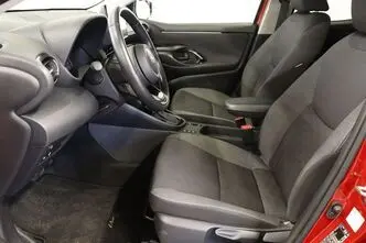 Toyota Yaris, 1.5, 68 kW, hybrid, automatic, front-wheel drive