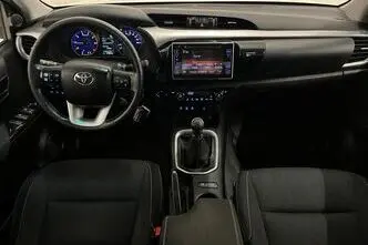 Toyota Hilux, 2.4, 110 kW, diisel, manuaal, nelikvedu