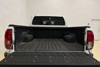 Toyota Hilux, 2.4, 110 kW, diisel, manuaal, nelikvedu