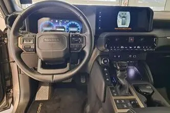 Toyota Land Cruiser, 2.8, 151 kW, diesel, automatic, four-wheel drive