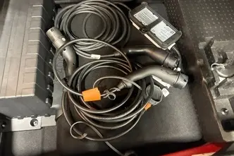 Renault Captur, 1.6, 68 kW, pistikhübriid, automaat, esivedu