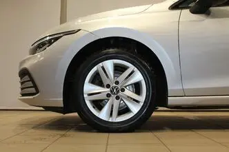 Volkswagen Golf, 1.5, 96 kW, hübriid, automaat, esivedu