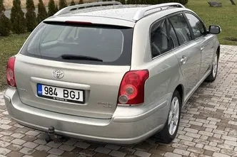 Toyota Avensis, 2.2, 110 kW, diesel, manual, front-wheel drive