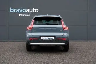 Volvo XC40, 2.0, 145 kW, hybrid, automatic, four-wheel drive