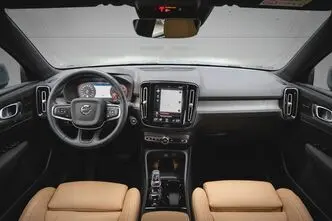 Volvo XC40, 2.0, 145 kW, hybrid, automatic, four-wheel drive