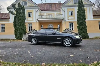 BMW 730, 3.0, 190 kW, дизель, автомат, полный привод