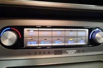 Hyundai Kona, 100 kW, electric, automatic, front-wheel drive