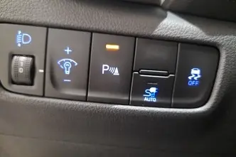 Hyundai Kona, 100 kW, electric, automatic, front-wheel drive