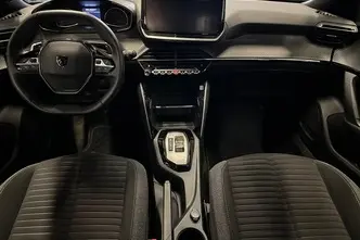 Peugeot 2008, 1.2, 96 kW, petrol, automatic, front-wheel drive