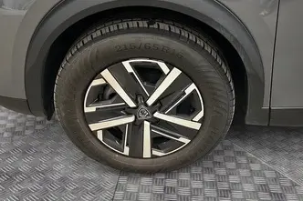 Peugeot 2008, 1.2, 96 kW, petrol, automatic, front-wheel drive