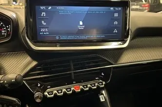 Peugeot 2008, 1.2, 96 kW, petrol, automatic, front-wheel drive