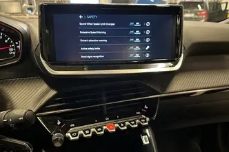 Peugeot 2008, 1.2, 96 kW, petrol, automatic, front-wheel drive