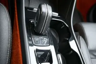 Volvo XC40, 2.0, 140 kW, bensiin, automaat, nelikvedu