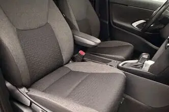 Toyota Yaris Cross, 1.5, 68 kW, hübriid, automaat, esivedu