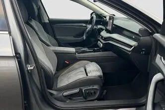 Škoda Superb, 1.5, 110 kW, hybrid, automatic, front-wheel drive