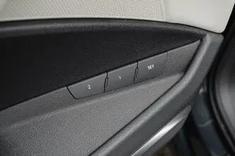 Audi e-tron, 300 kW, electric, automatic