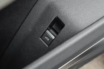 Audi e-tron, 300 kW, electric, automatic